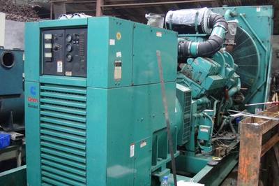 供應江蘇常州二手進口康明斯柴油發電機組50KW-2000KW直銷